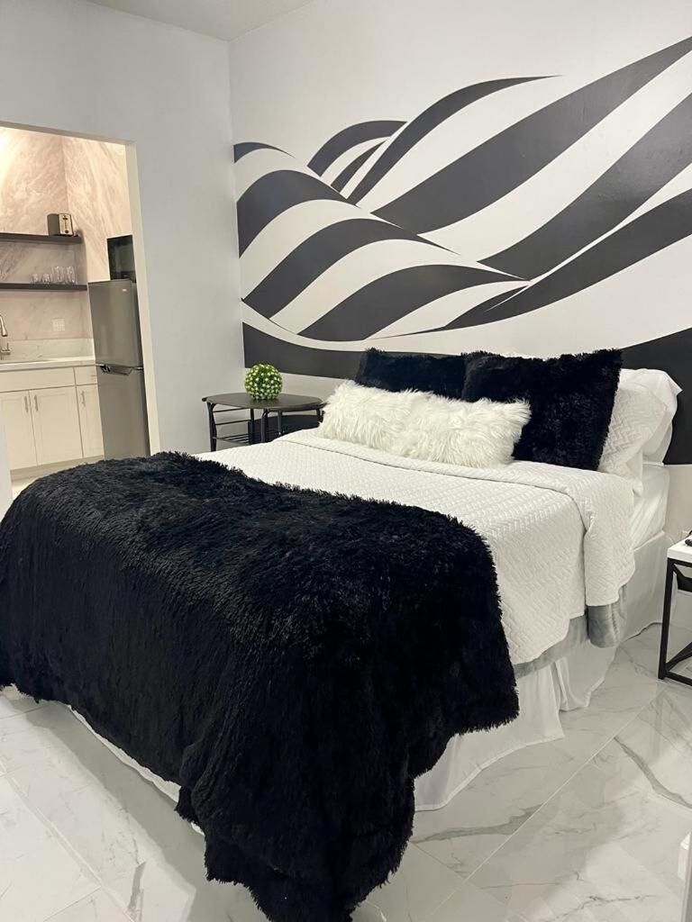 Cozy Studio, Prime Location, Remodeled, 1 Parking Γουεστ Παλμ Μπιτς Εξωτερικό φωτογραφία