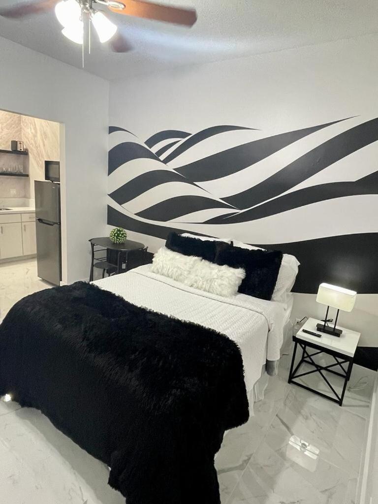 Cozy Studio, Prime Location, Remodeled, 1 Parking Γουεστ Παλμ Μπιτς Εξωτερικό φωτογραφία