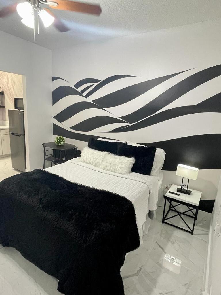 Cozy Studio, Prime Location, Remodeled, 1 Parking Γουεστ Παλμ Μπιτς Εξωτερικό φωτογραφία