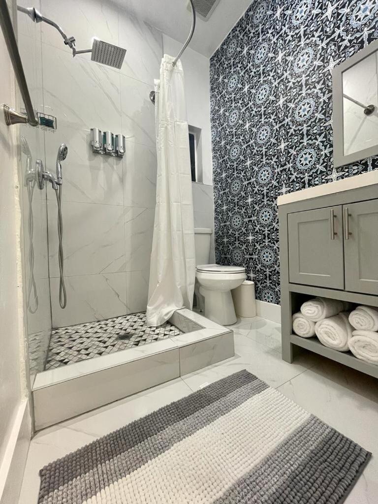 Cozy Studio, Prime Location, Remodeled, 1 Parking Γουεστ Παλμ Μπιτς Εξωτερικό φωτογραφία